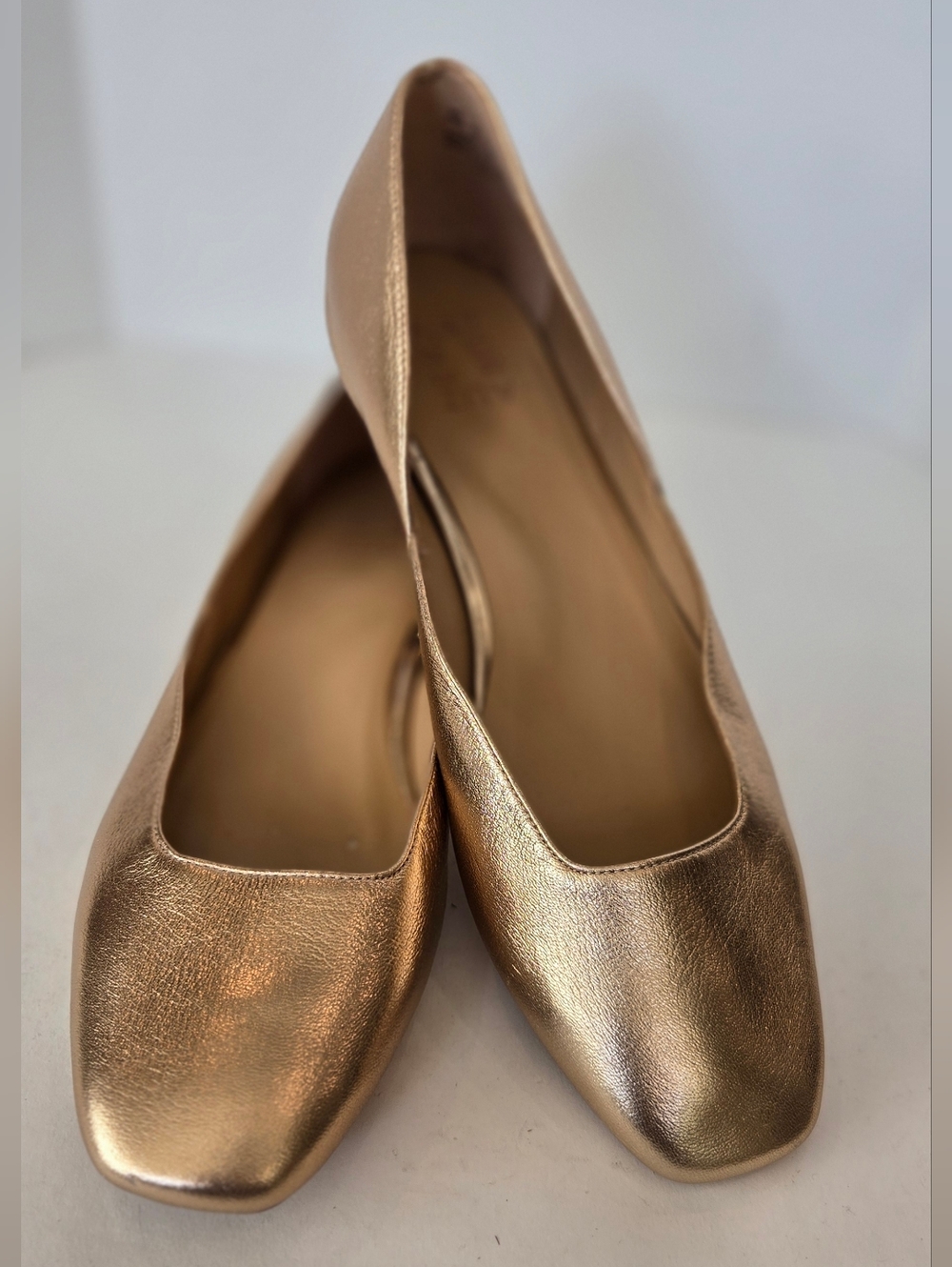 Naturalizer Women's Metallic Rose Gold Square-Toe Flats